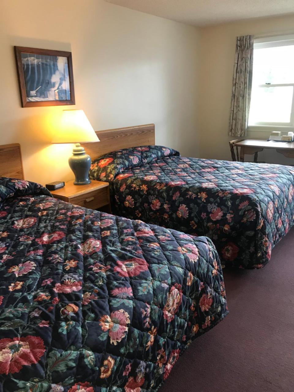Twin Mountain Four Seasons Motor Inn المظهر الخارجي الصورة