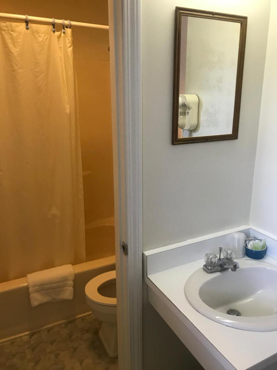 Twin Mountain Four Seasons Motor Inn المظهر الخارجي الصورة